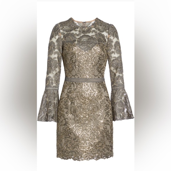 NWT Tadashi Shoji Bell-Sleeve Lace Dress - Picture 5 of 13